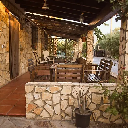 Paratas Del Faz Holiday home